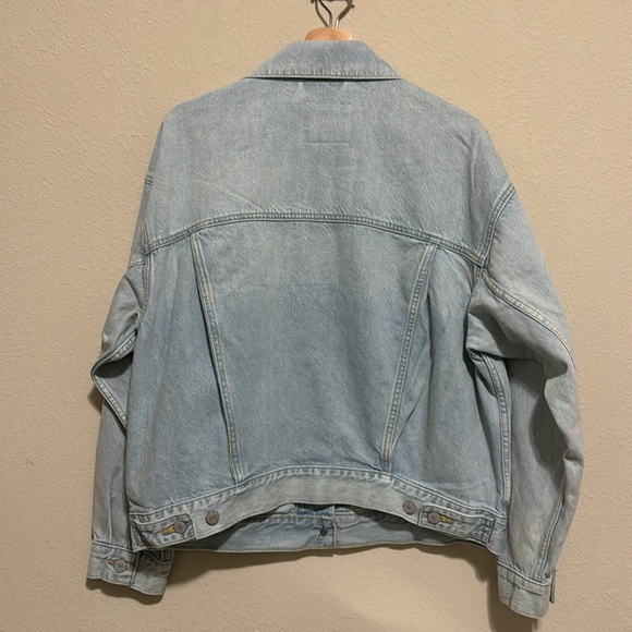 LEVI’S PREMIUM 90’s TRUCKER JACKET - Picture 2 of 4